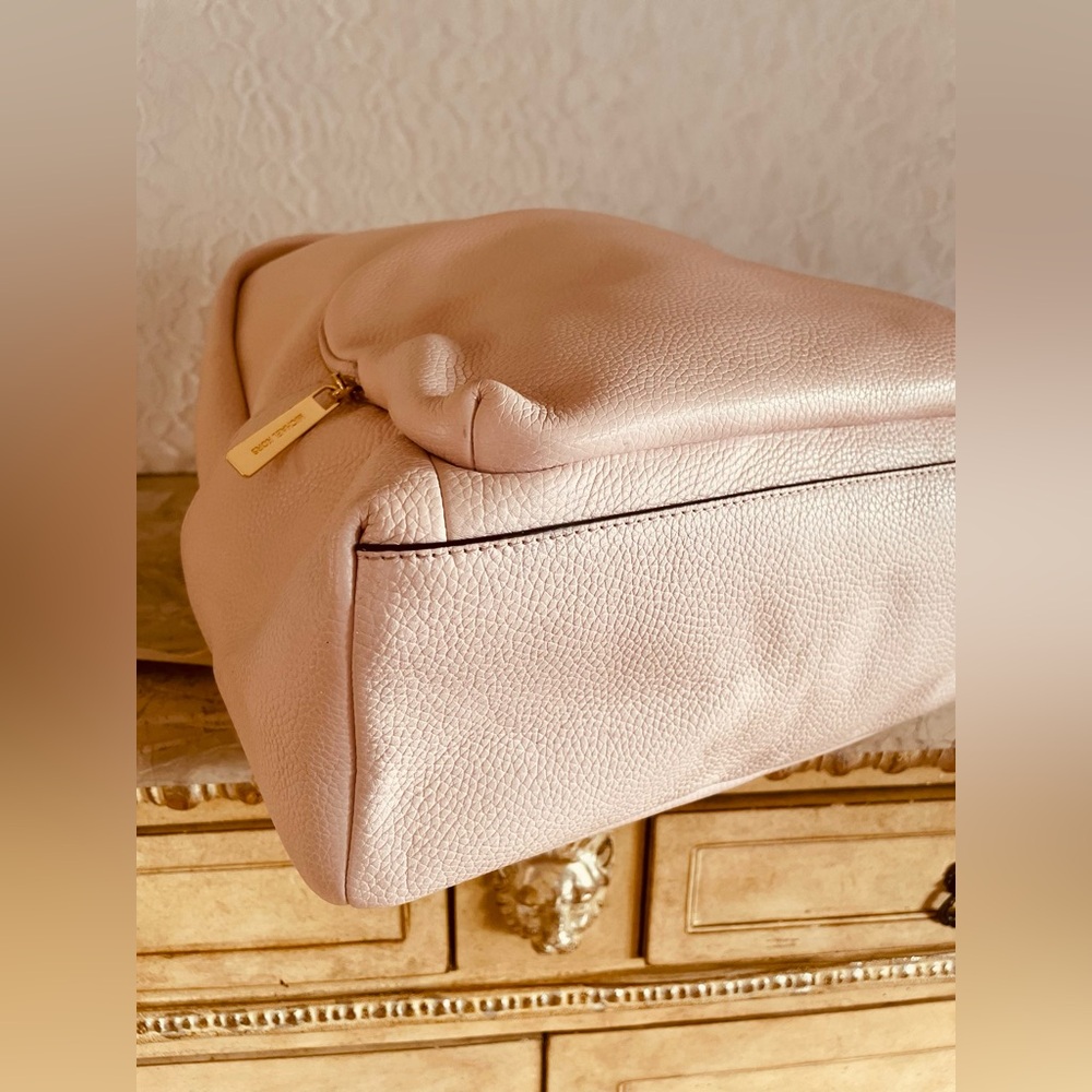 Michael Kors Light Gray Interior Lining - image 7